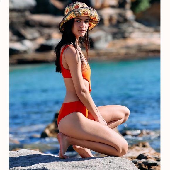 Kasie One-Piece Swimsuit - Picture 3 of 6